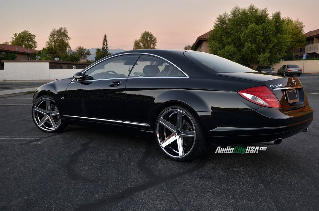 photo 2 Mercedes-Benz CL-Class custom wheels Giovanna Dramuno 5 22x9.0, ET , tire size 245/30 R22. 22x10.5 ET 295/25 R22