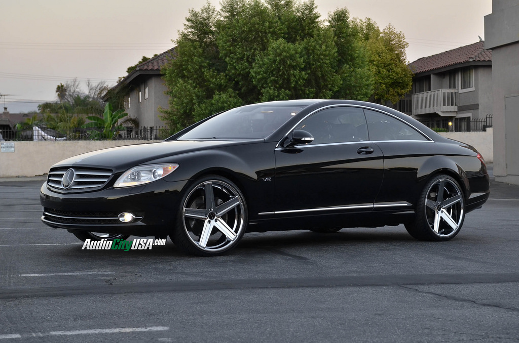 photo 4 Mercedes-Benz CL-Class custom wheels Giovanna Dramuno 5 22x9.0, ET , tire size 245/30 R22. 22x10.5 ET 295/25 R22