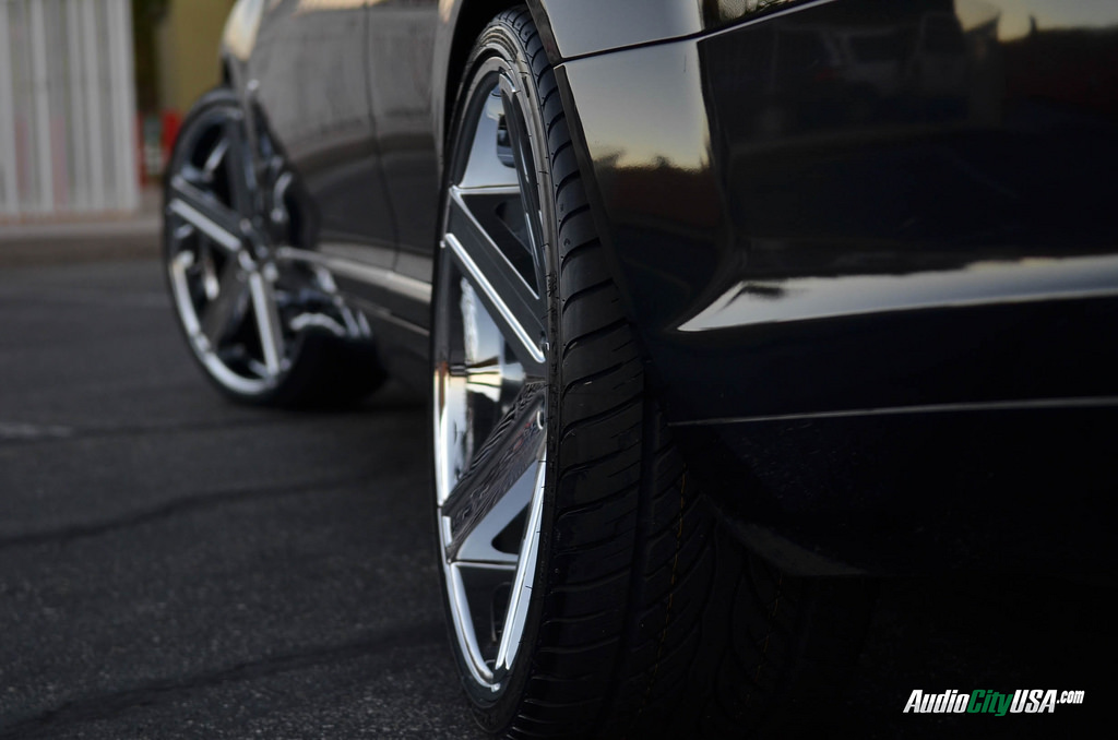 photo 5 Mercedes-Benz CL-Class custom wheels Giovanna Dramuno 5 22x9.0, ET , tire size 245/30 R22. 22x10.5 ET 295/25 R22