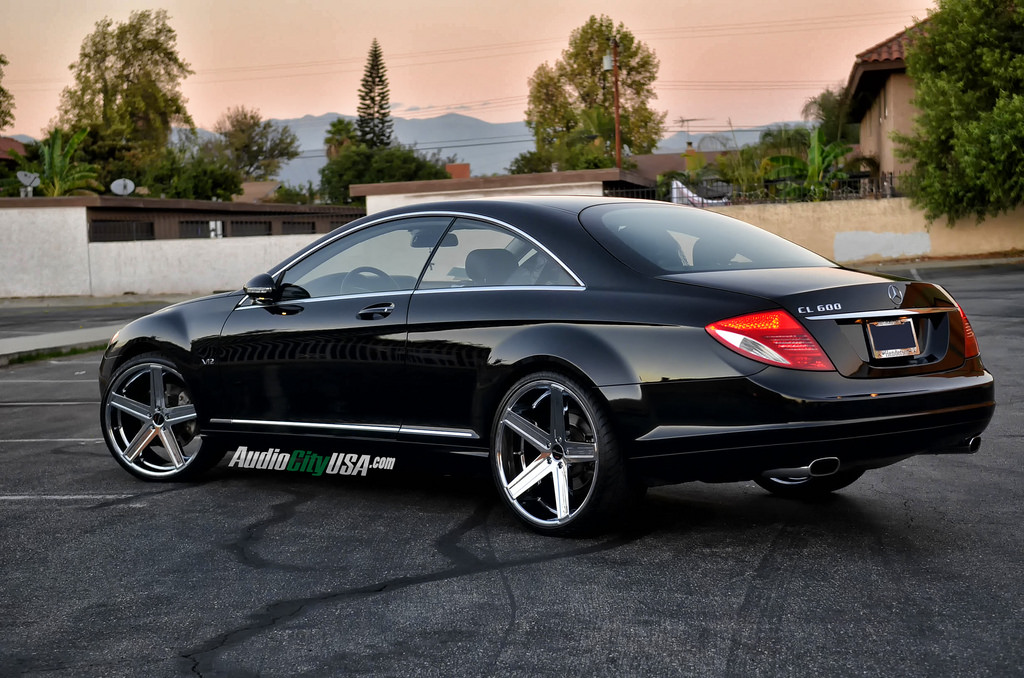 photo 6 Mercedes-Benz CL-Class custom wheels Giovanna Dramuno 5 22x9.0, ET , tire size 245/30 R22. 22x10.5 ET 295/25 R22