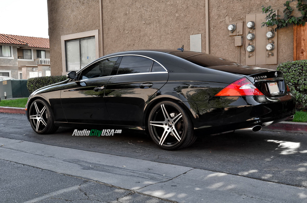 photo 4 Mercedes-Benz CLS-Class custom wheels AZAD 5120 20x9.0, ET , tire size 255/30 R20. 20x10.5 ET 305/25 R20