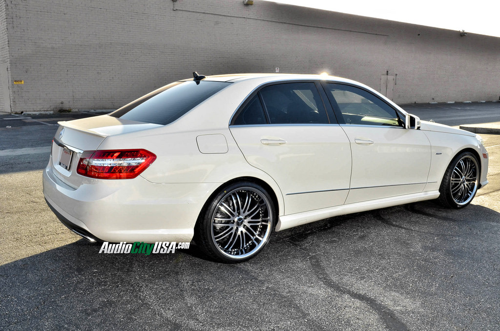 photo 2 Mercedes-Benz E-Class custom wheels XIX X23 20x8.5, ET , tire size 245/30 R20. 20x10.0 ET 255/30 R20