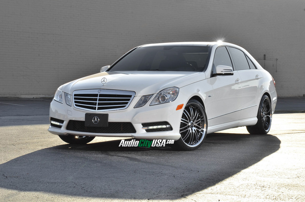 photo 3 Mercedes-Benz E-Class custom wheels XIX X23 20x8.5, ET , tire size 245/30 R20. 20x10.0 ET 255/30 R20