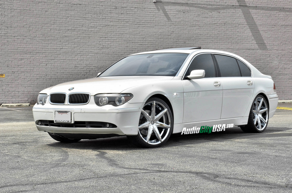 photo 2 BMW 745 custom wheels Lexani R7 22x9.0, ET , tire size 265/30 R22. 22x10.5 ET 295/25 R22
