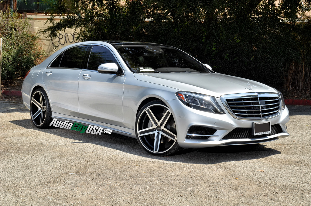 photo 7 Mercedes-Benz S-Class custom wheels Giovanna Dramuno 5 22x9.0, ET , tire size 245/30 R22. 22x10.5 ET 295/25 R22