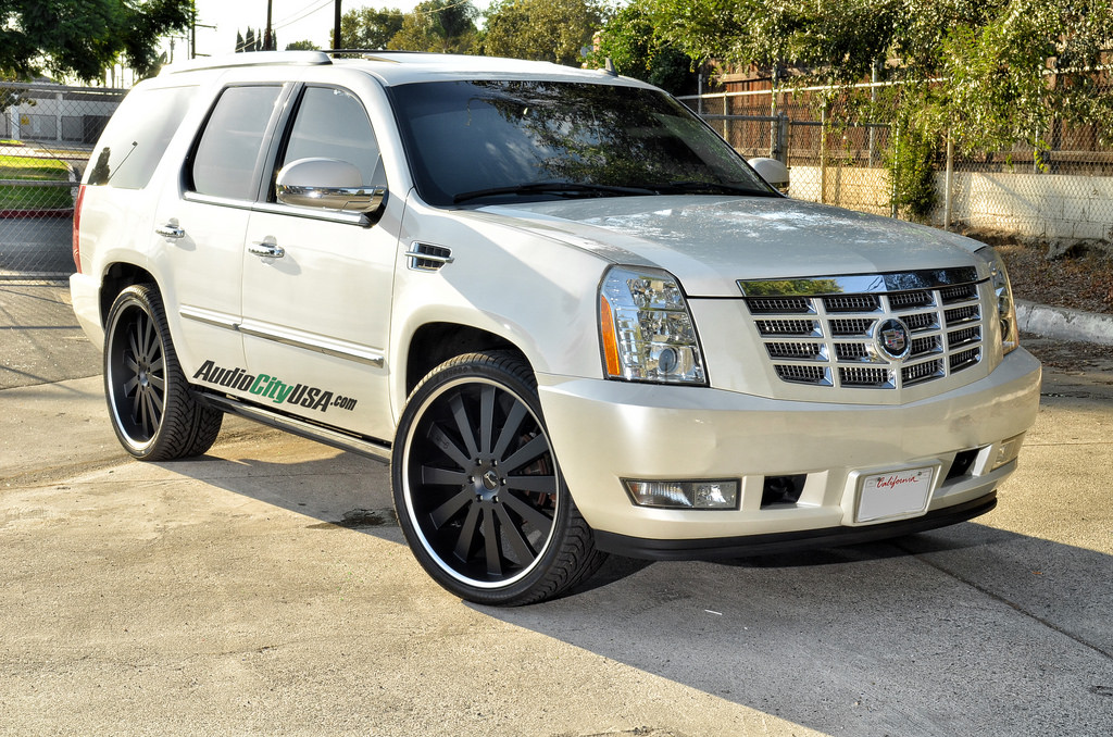 photo 2 Cadillac Escalade custom wheels Gianelle Santorini 26x10.0, ET +30, tire size X R26. x ET+38