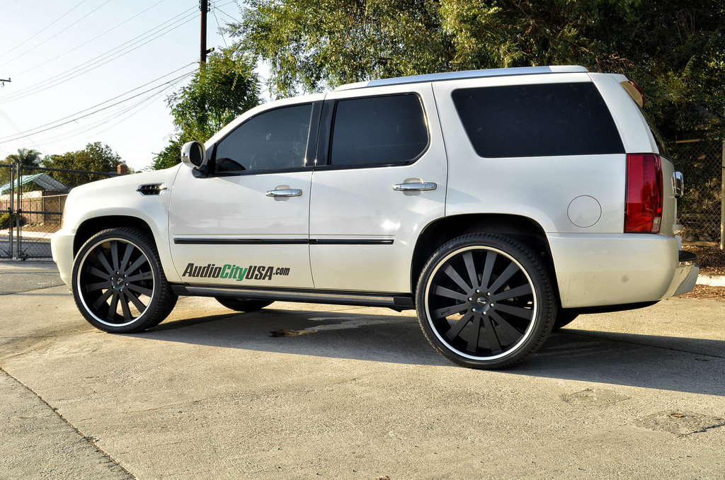 photo 4 Cadillac Escalade custom wheels Gianelle Santorini 26x10.0, ET +30, tire size X R26. x ET+38