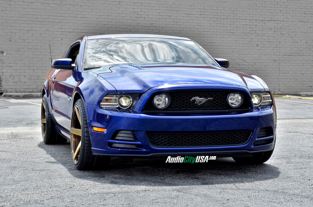 photo 4 Ford Mustang custom wheels STR 607 20x10.5, ET , tire size 285/30 R20. x ET
