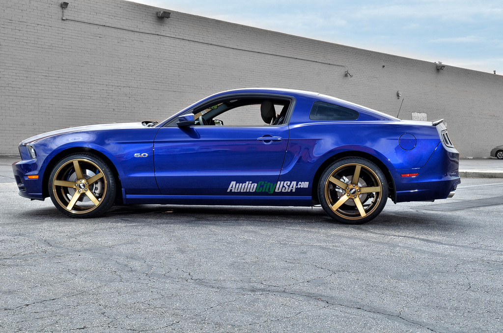 photo 6 Ford Mustang custom wheels STR 607 20x10.5, ET , tire size 285/30 R20. x ET