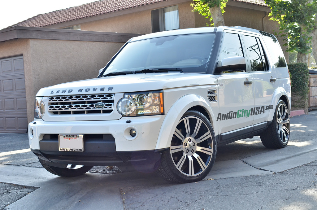 photo 4 Land Rover LR4 custom wheels Stormer Replica 22x9.5, ET , tire size 265/40 R22. x ET 