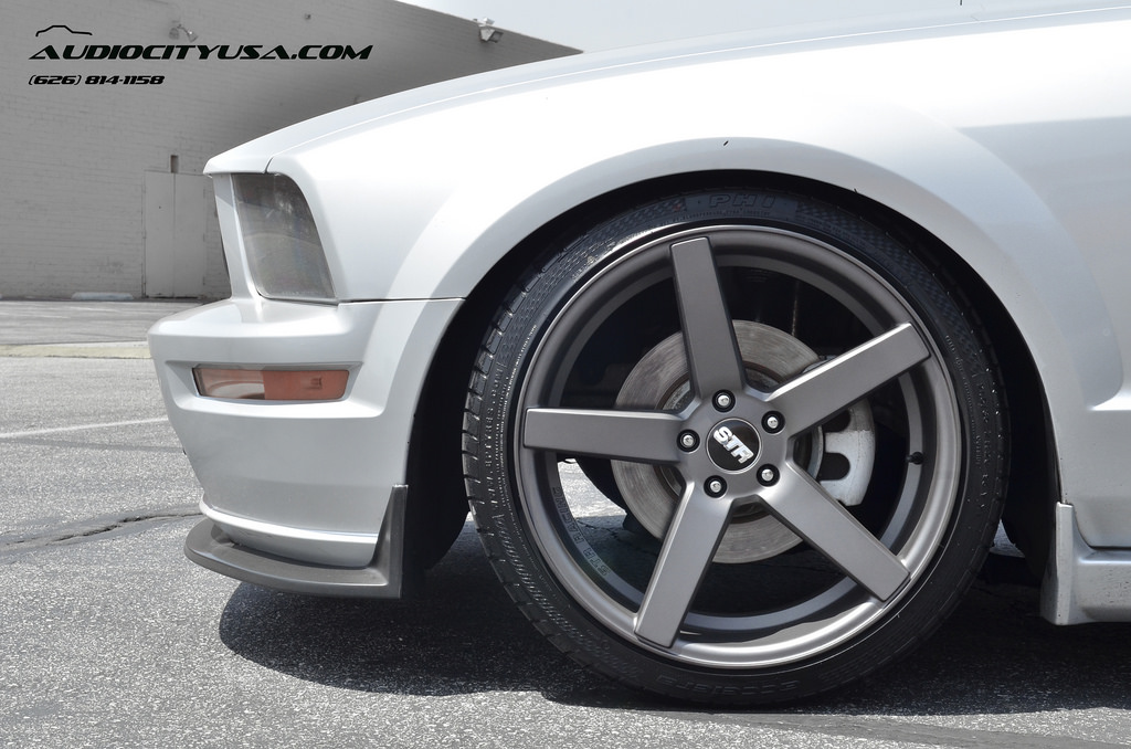 photo 1 Ford Mustang custom wheels STR 607 20x9.0, ET , tire size 245/35 R20. 20x10.5 ET 275/30 R20