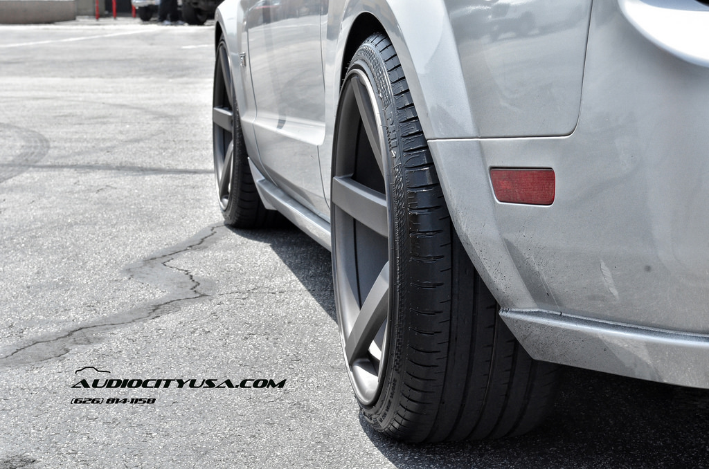 photo 4 Ford Mustang custom wheels STR 607 20x9.0, ET , tire size 245/35 R20. 20x10.5 ET 275/30 R20