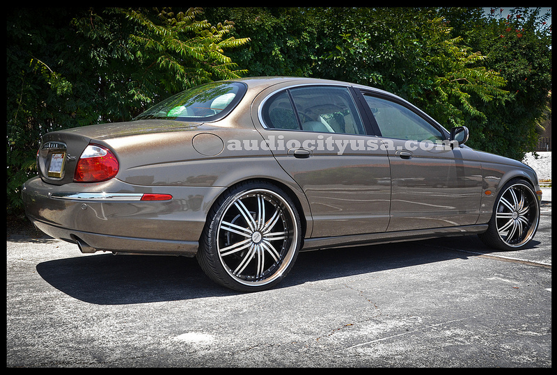 photo 3 Jaguar S-TYPE custom wheels Phino 118 22x8.0, ET , tire size 225/30 R22. x ET 