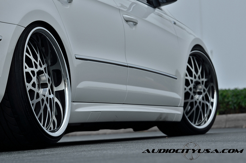 photo 3 Volkswagen CC custom wheels Concept One RS 20x8.5, ET , tire size 225/35 R20. 20x10.0 ET 245/30 R20