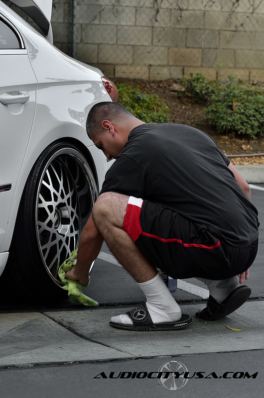 photo 6 Volkswagen CC custom wheels Concept One RS 20x8.5, ET , tire size 225/35 R20. 20x10.0 ET 245/30 R20