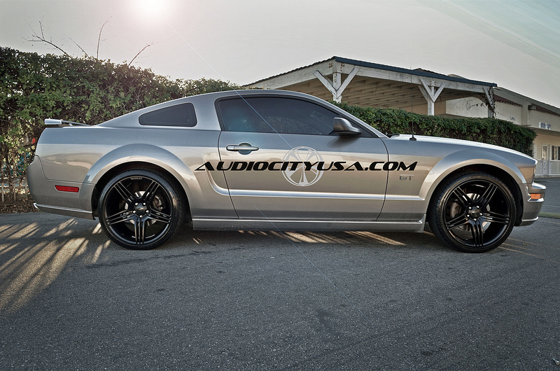 photo 2 Ford Mustang custom wheels Inovit 451 20x8.5, ET , tire size X R20. 20x9.5 ET