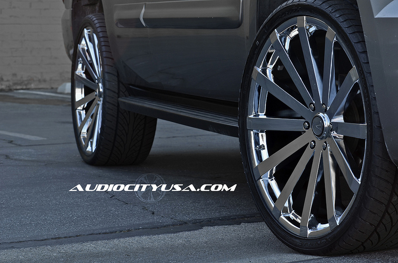 photo 1 GMC Yukon custom wheels Velocity VW 12 26x, ET , tire size 305/30 R26. x ET