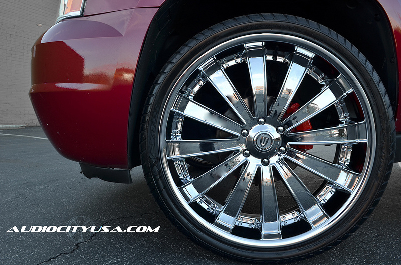 photo 1 GMC Yukon XL 1500 custom wheels Versante 225 26x10.0, ET , tire size 305/30 R26. x ET