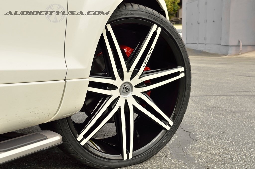 photo 1 Audi Q7 custom wheels Lexani Johnson 24x10.0, ET , tire size 275/30 R24. x ET