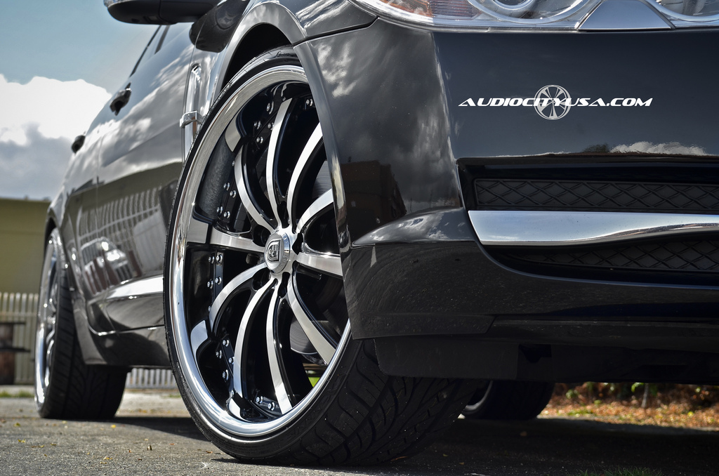 photo 4 Jaguar XF custom wheels Lexani LSS-10 22x9.0, ET , tire size 245/30 R22. x ET