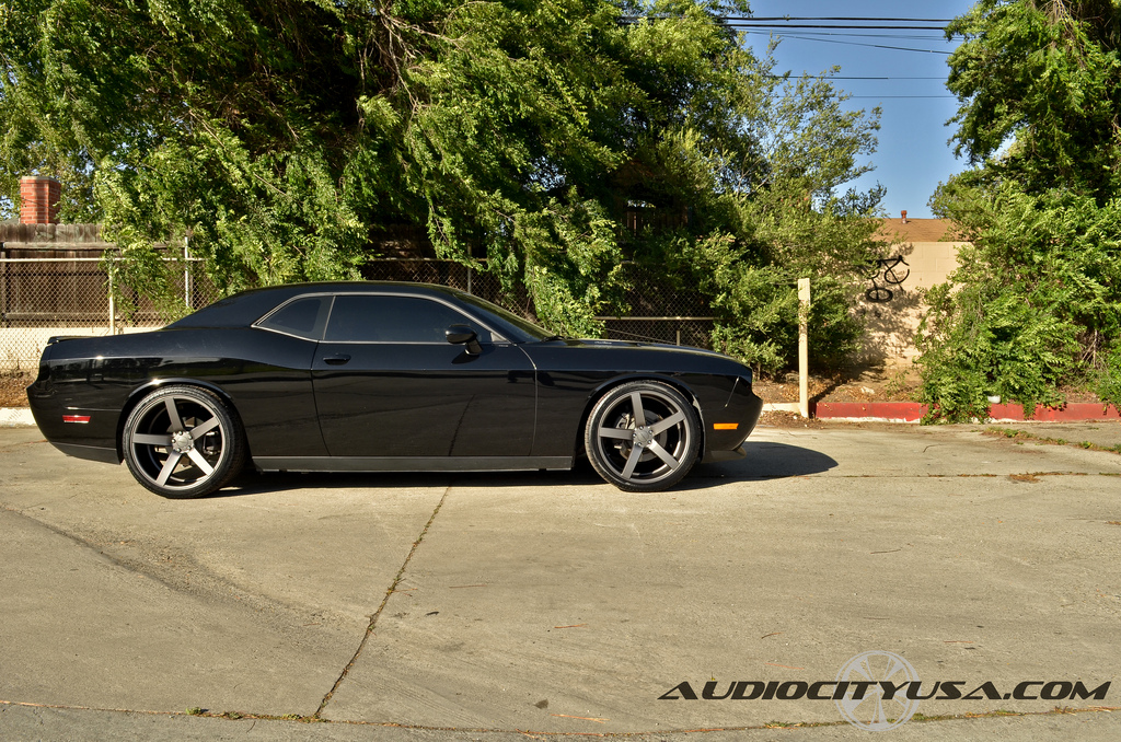 photo 4 Dodge Challenger custom wheels Vossen CV3 22x9.0, ET , tire size 265/35 R22. 22x10.5 ET 295/30 R22