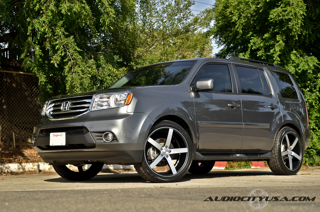 photo 3 Honda Pilot custom wheels Vossen CV3 22x9.0, ET , tire size 265/40 R22. x ET