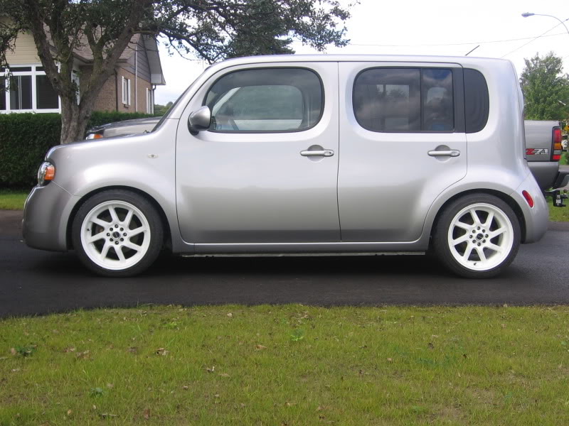 photo 1 Nissan Cube custom wheels Falken Hanabis 17x9.0, ET +20, tire size 215/45 R17. x ET 