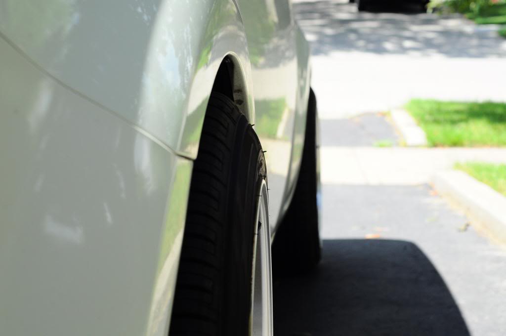 photo 2 Nissan Cube custom wheels Avid1 AV-12 16x8.0, ET +15, tire size 185/55 R16. x ET 