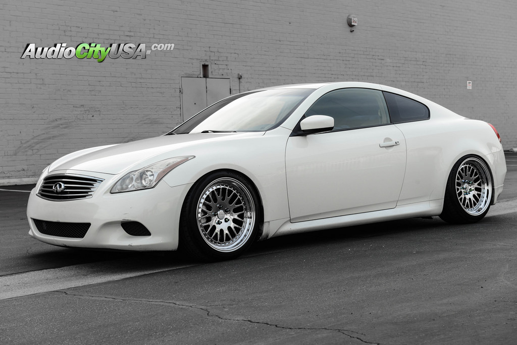 photo 2 Infiniti G37 custom wheels Varrstoen 19x9.5, ET , tire size 225/45 R19. x ET 245/40 R
