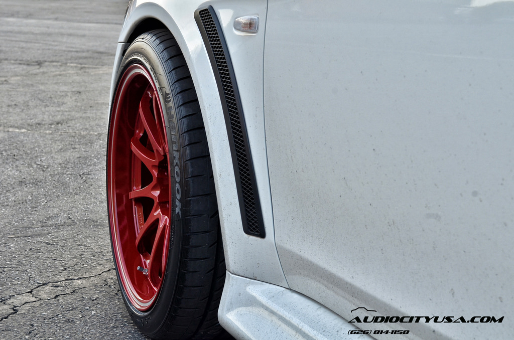 photo 4 Mitsubishi Lancer Evolution custom wheels Volk Racing CE28RT 18x10.5, ET , tire size 275/35 R18. x ET 