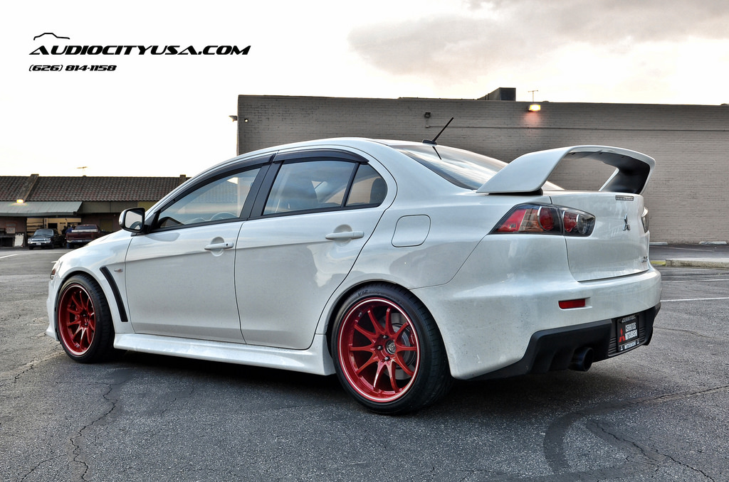 photo 5 Mitsubishi Lancer Evolution custom wheels Volk Racing CE28RT 18x10.5, ET , tire size 275/35 R18. x ET 