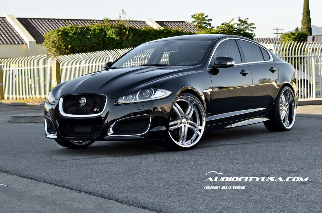 photo 3 Jaguar XF custom wheels XIX X15 22x9.0, ET , tire size 235/30 R22. 22x10.5 ET 275/25 R22