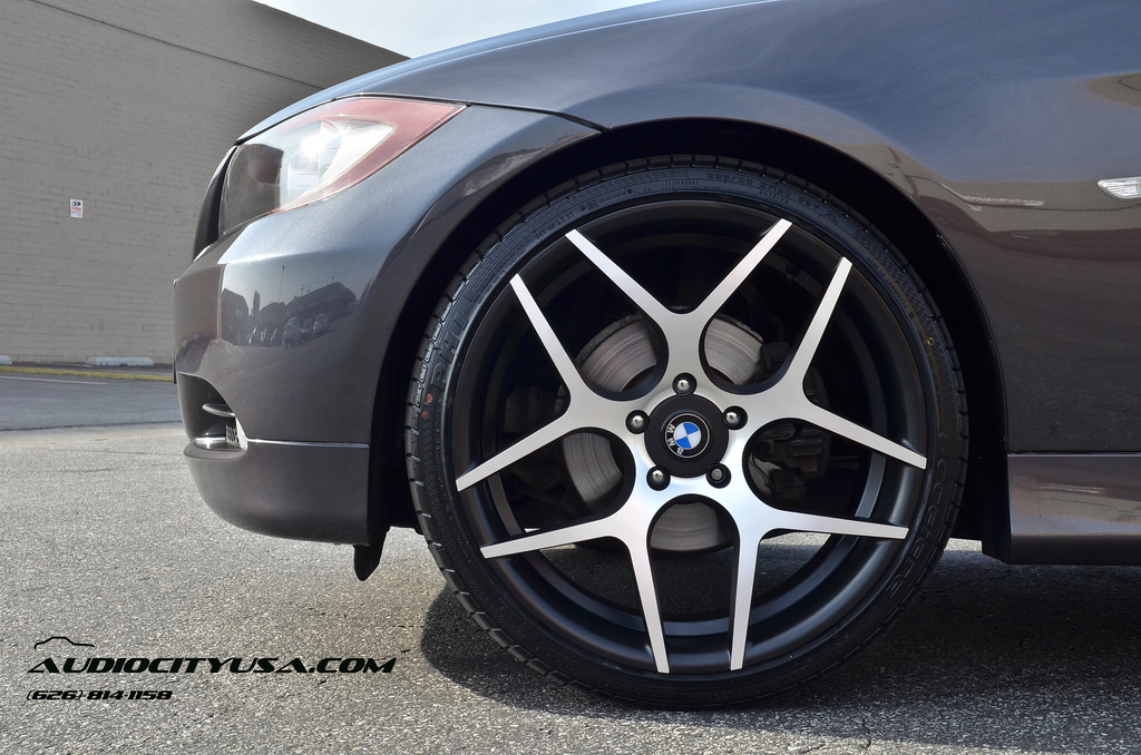 photo 1 BMW 328 custom wheels XIX X35 20x8.5, ET , tire size 225/35 R20. 20x10.0 ET 255/30 R20