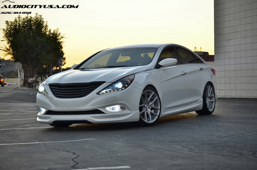 photo 7 Hyundai Sonata custom wheels Niche Targa 19x9.5, ET , tire size X R19. x ET
