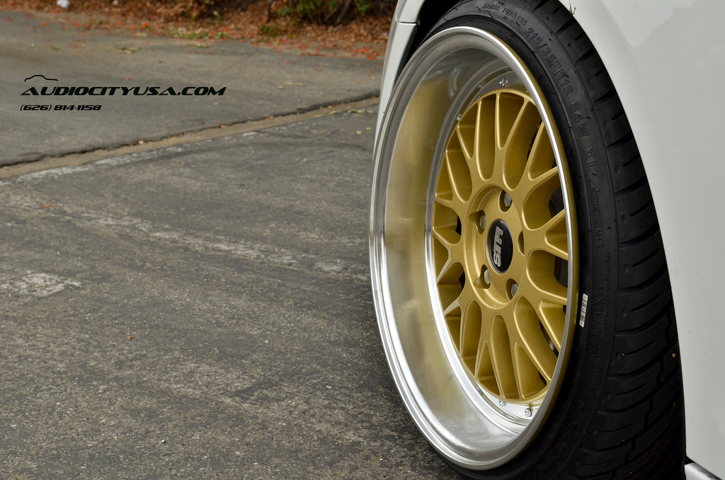 photo 1 Volkswagen Jetta SportWagen custom wheels STR 601 18x9.5, ET , tire size 215/35 R18. x ET