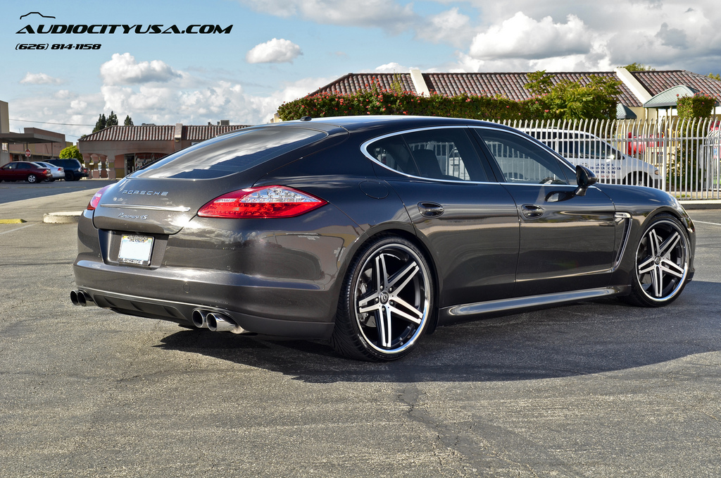 photo 5 Porsche Panamera custom wheels Lexani R five 22x9.0, ET , tire size 245/30 R22. 22x10.0 ET 295/25 R22