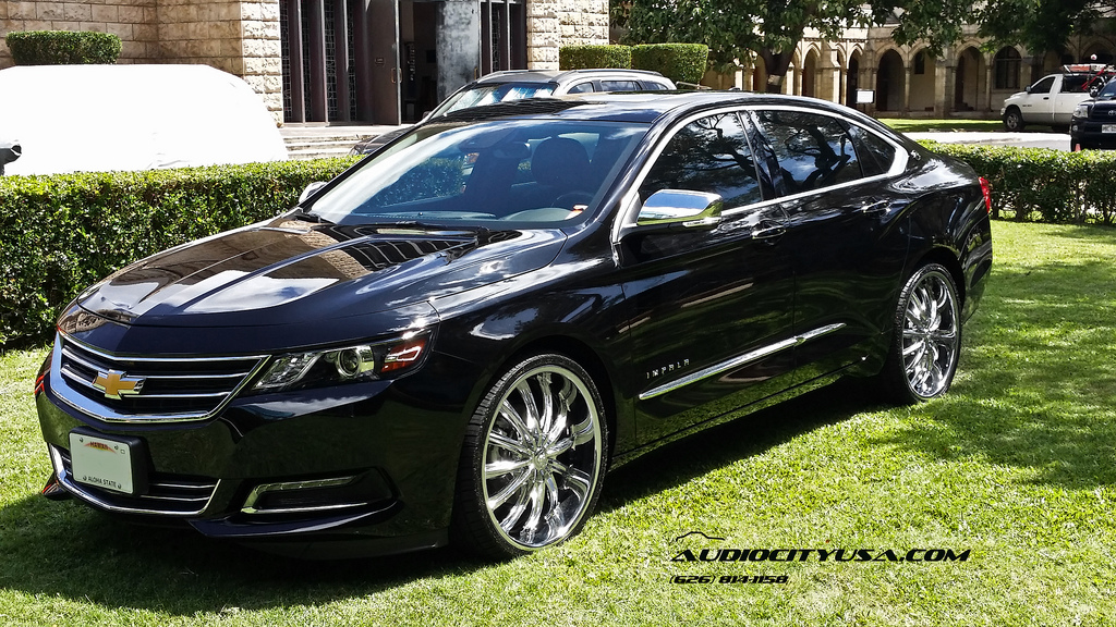 photo 1 Chevrolet Impala custom wheels Borghini B15 22x8.0, ET , tire size 225/30 R22. x ET