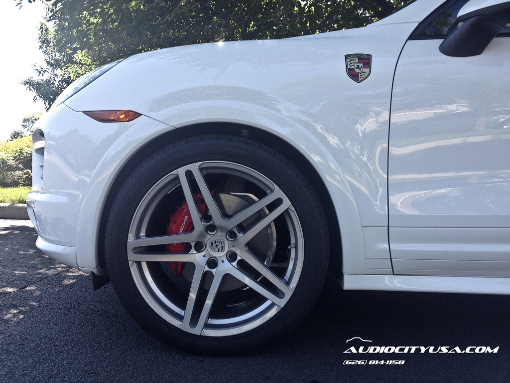 photo 1 Porsche Cayenne custom wheels Roderick RW5 22x10.0, ET , tire size 305/35 R22. x ET