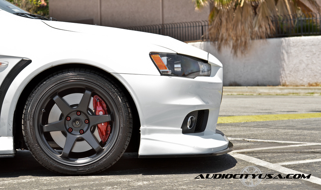 photo 2 Mitsubishi Lancer Evolution custom wheels Miro Type 398 18x9.5, ET +20, tire size 265/35 R18. x ET