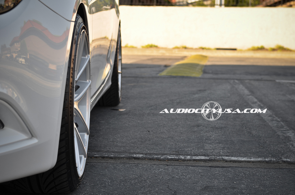 photo 2 Hyundai Sonata custom wheels Niche Targa M131 19x9.5, ET , tire size X R19. x ET