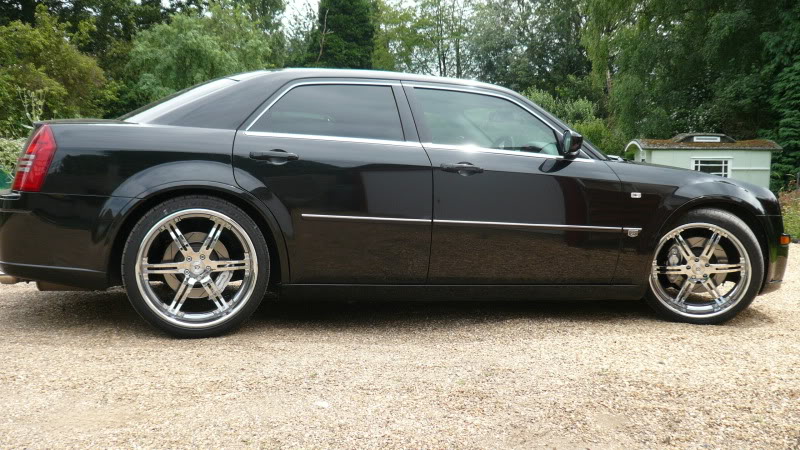 photo 2 Chrysler 300C custom wheels Vossen  22x, ET , tire size 265/35 R22. x ET 295/30 R