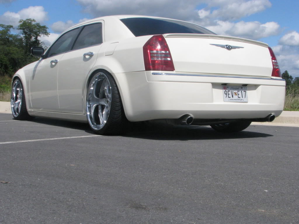 photo 3 Chrysler 300C custom wheels   22x, ET , tire size X R22. x ET 