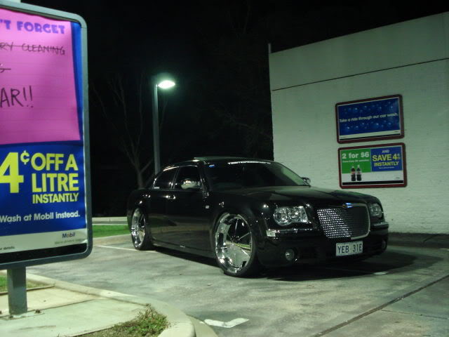 photo 3 Chrysler 300C custom wheels 24x9.0, ET , tire size 275/25 R24. x ET