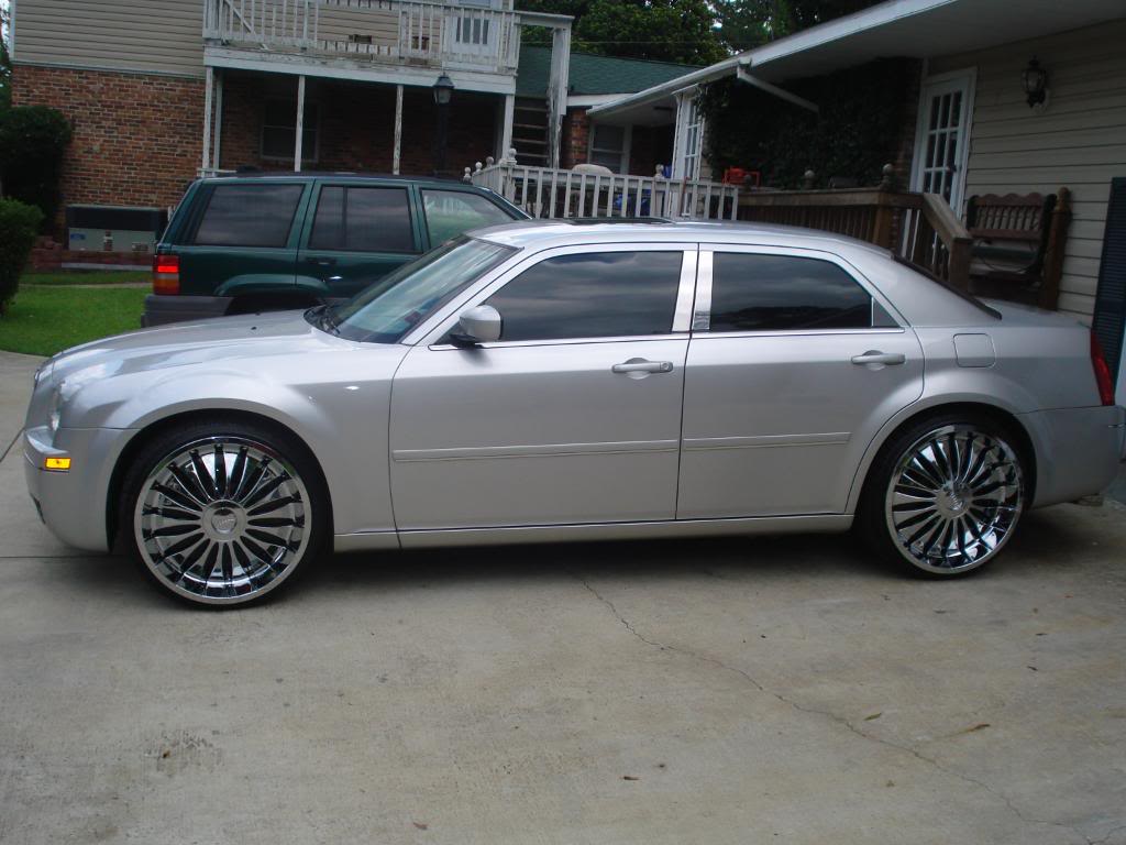 photo 2 Chrysler 300 custom wheels DUB ZVEET FLOATERS 24x10.0, ET , tire size 255/30 R24. x ET