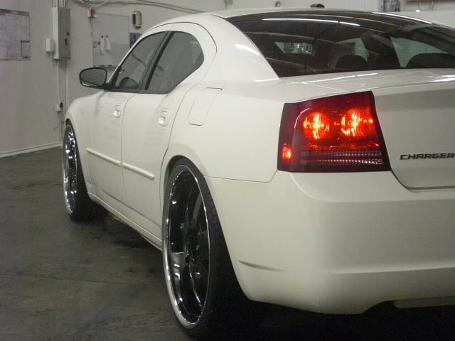 photo 4 Dodge Charger custom wheels   24x10.0, ET +10, tire size X R24. x ET