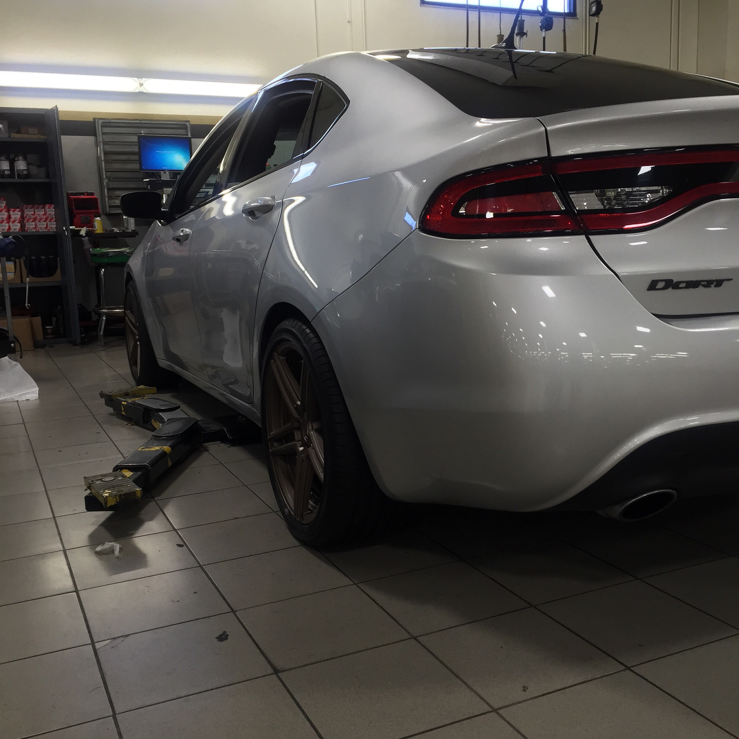 photo 1 Dodge Dart custom wheels   18x8.0, ET +28, tire size 225/40 R18. x ET 255/35 R