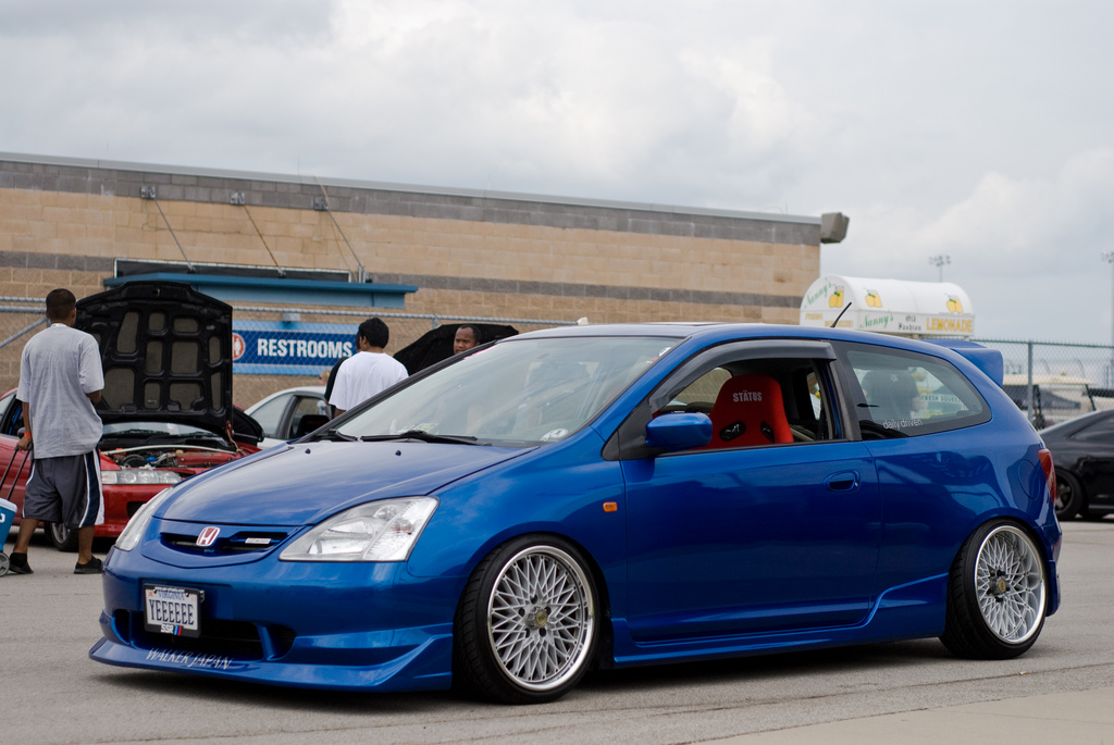 photo 9 Honda Civic custom wheels SSR Reverse Mesh 17x8.0, ET +14, tire size 205/40 R17. 17x9.0 ET+14 215/40 R17