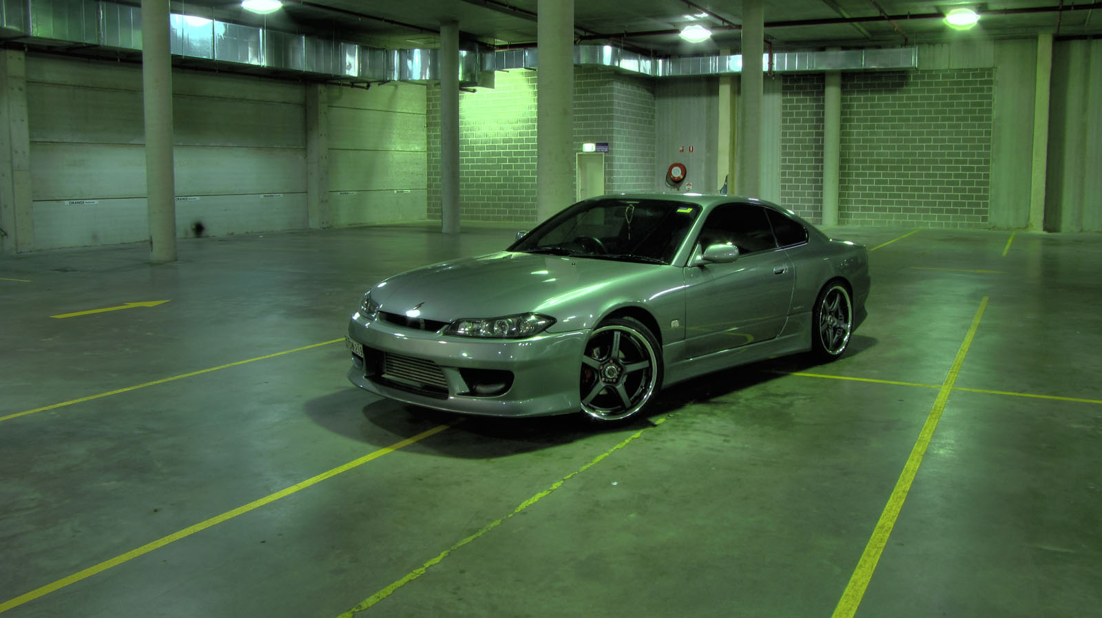 photo 6 Nissan S15 custom wheels RAYS GTS - Disc A 19x8.5, ET +24, tire size 235/35 R19. 19x9.5 ET+37 265/30 R19