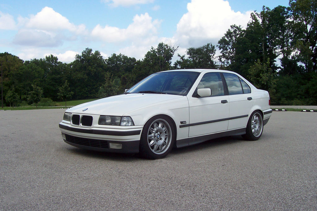 photo 1 BMW 323 custom wheels BMW DS2 17x7.5, ET +41, tire size 235/40 R17. 17x8.5 ET+41 235/40 R17