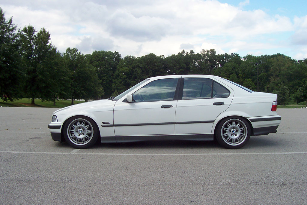 photo 4 BMW 323 custom wheels BMW DS2 17x7.5, ET +41, tire size 235/40 R17. 17x8.5 ET+41 235/40 R17